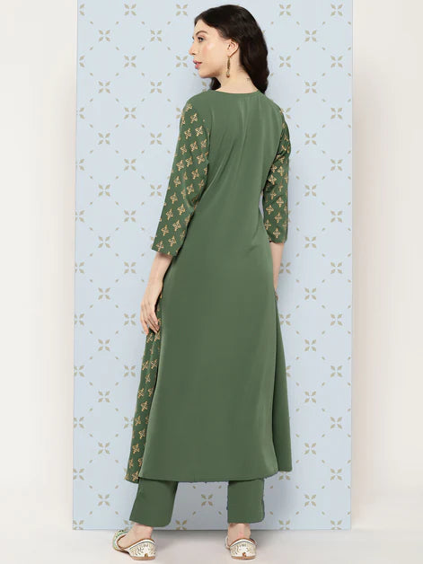 Green Crepe Foil Printed Kurta with Pant