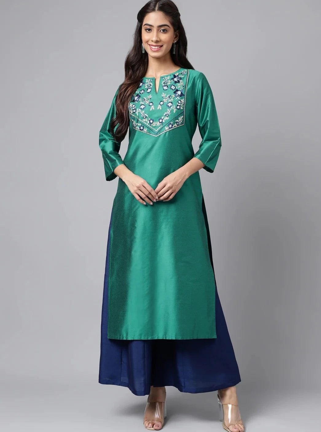 Green Round Neck Thread Work Detail Straight Kurta