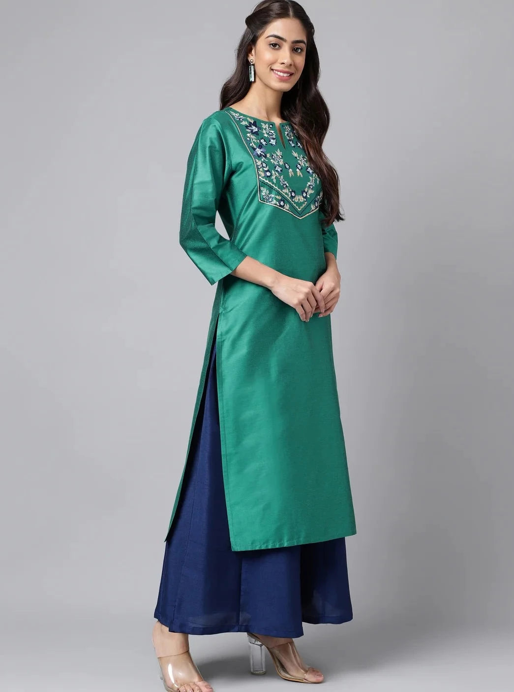 Green Round Neck Thread Work Detail Straight Kurta