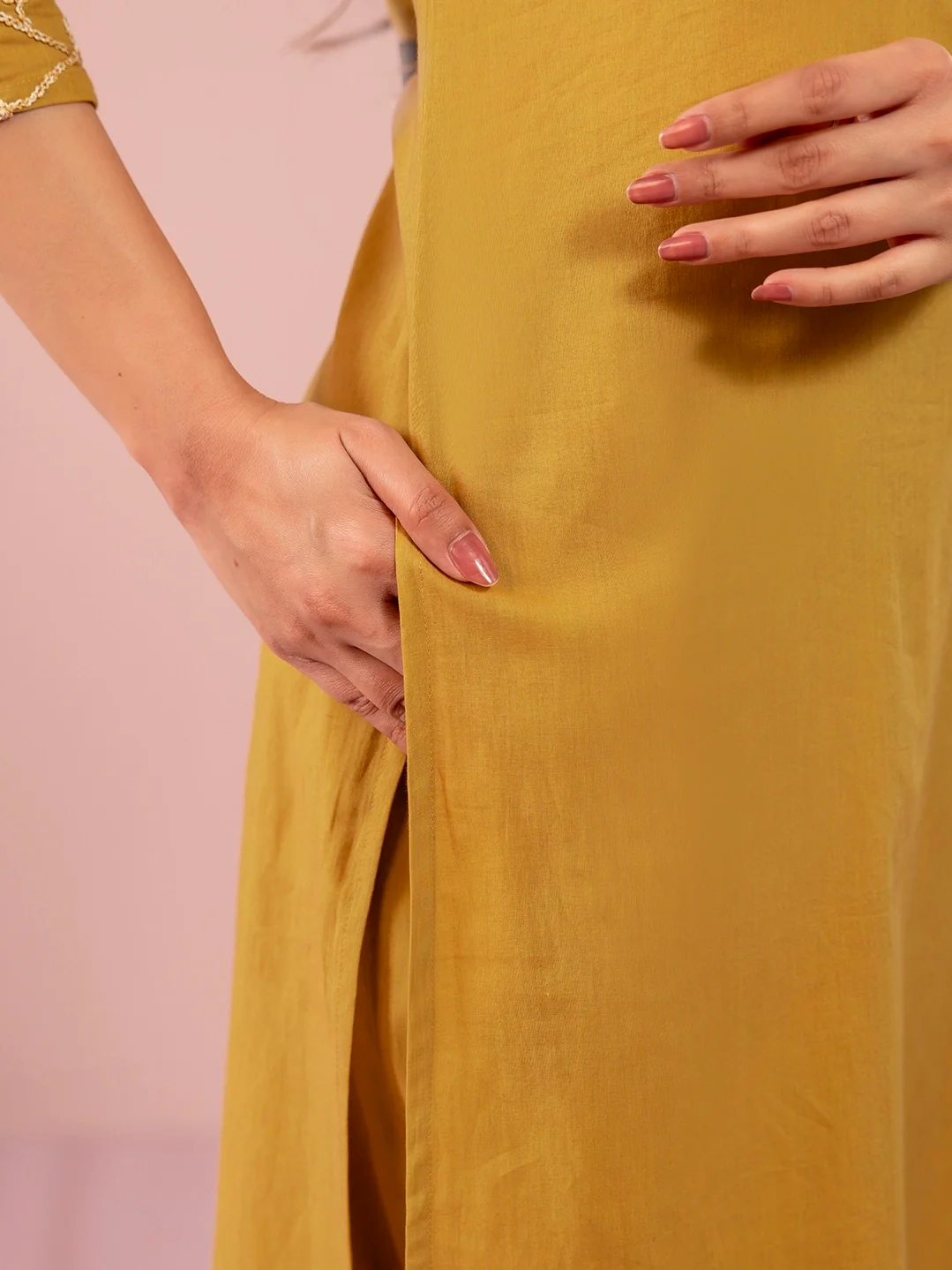 embroidered_kurta_set_mustard