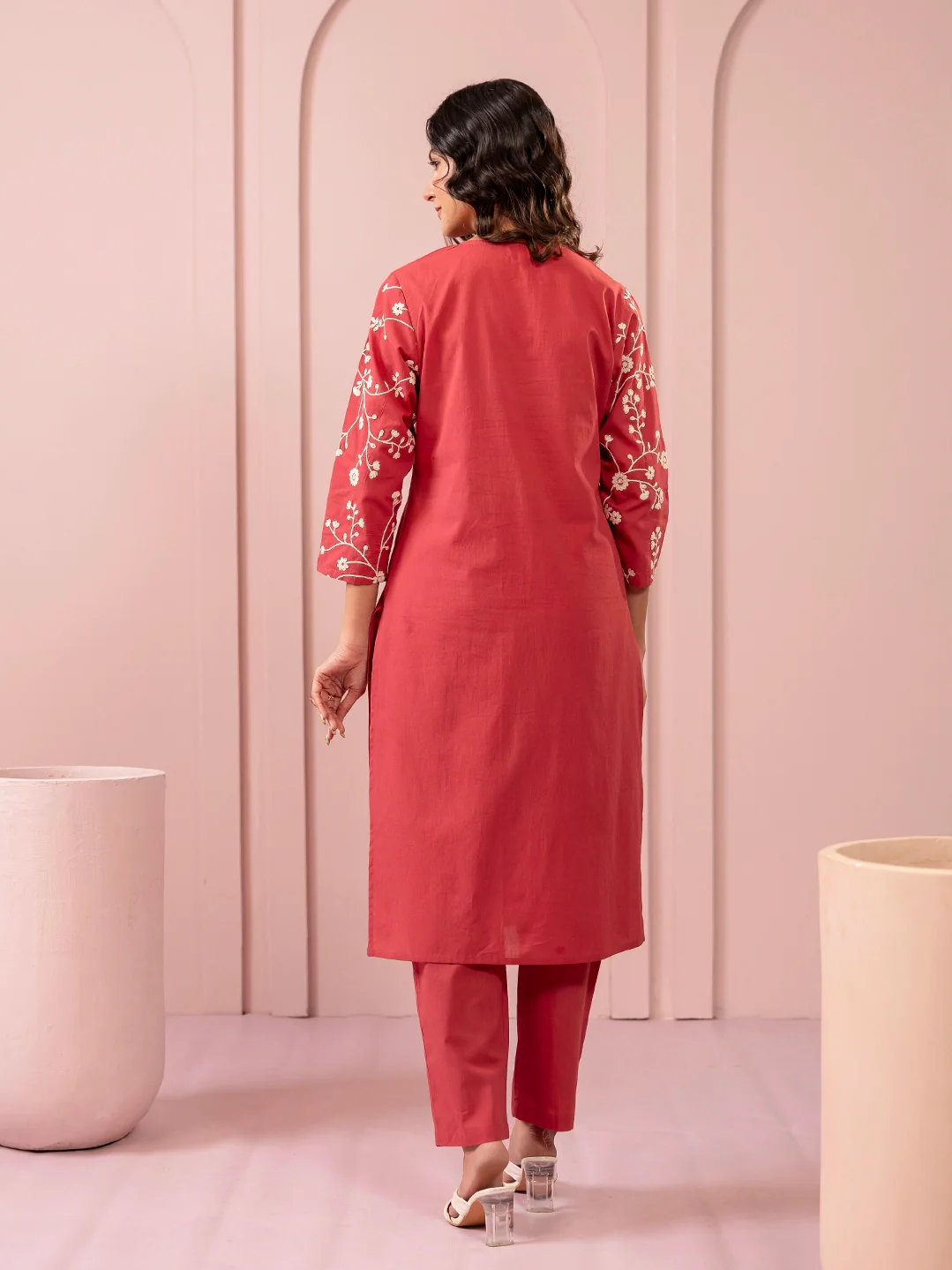 embroidered_kurta_set_pink