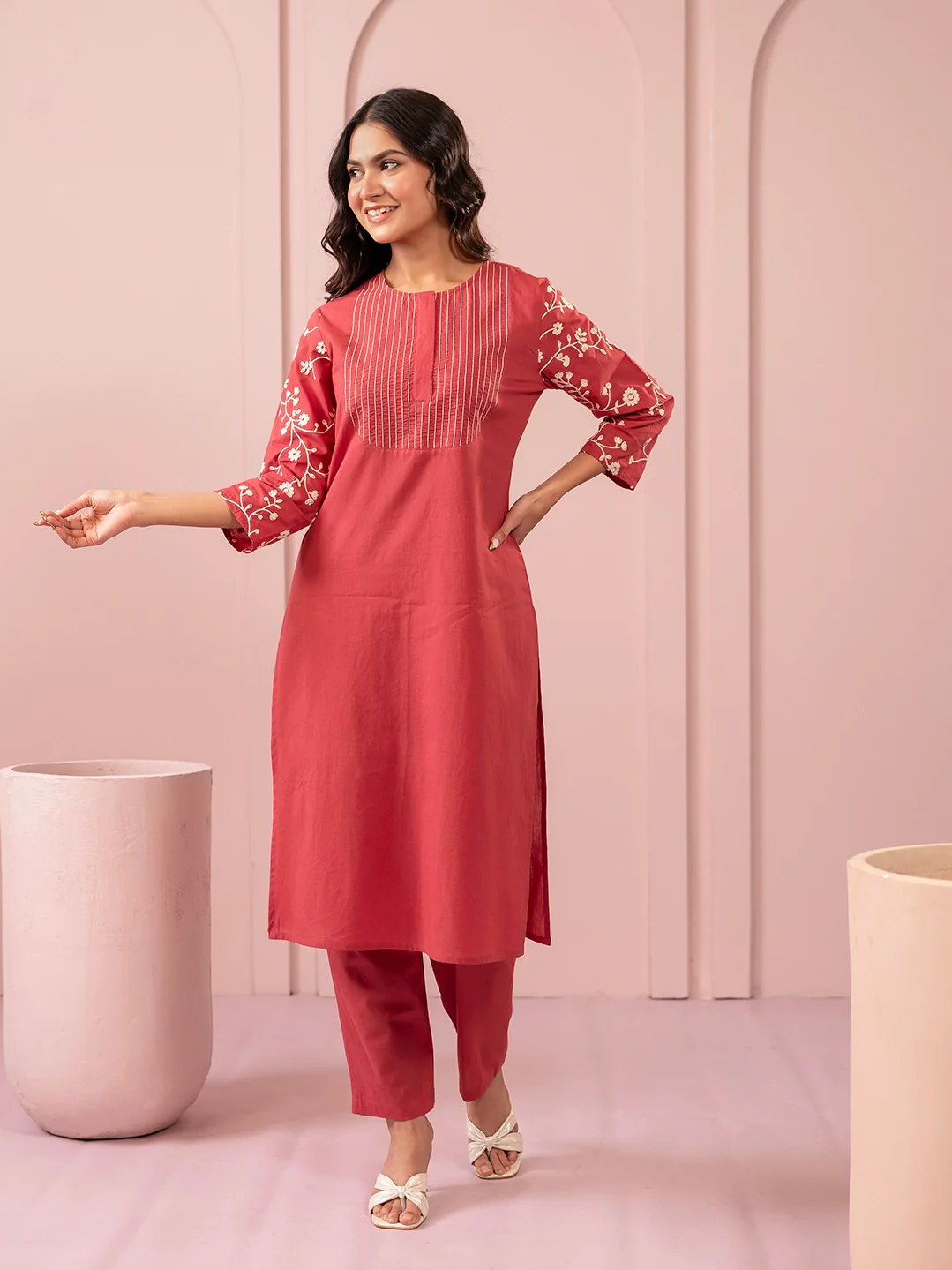 embroidered_kurta_set_pink