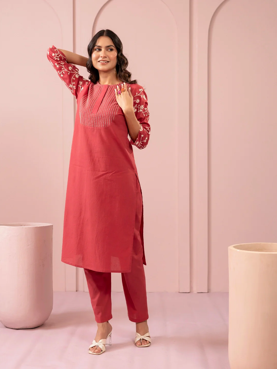 embroidered_kurta_set_pink