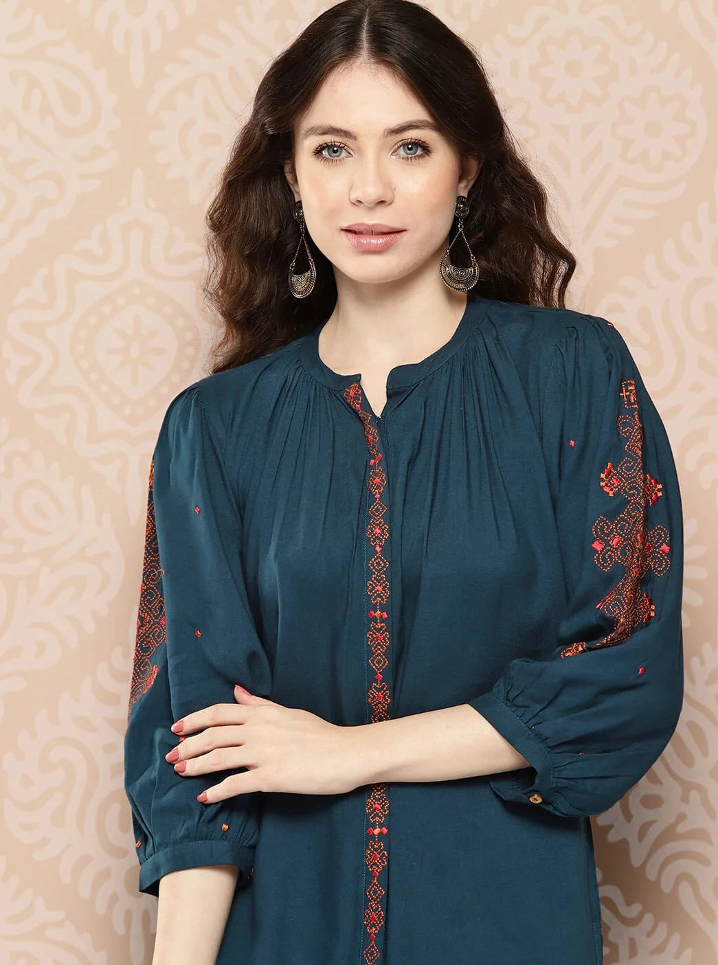 Floral Embroidered Thread Work Kurta